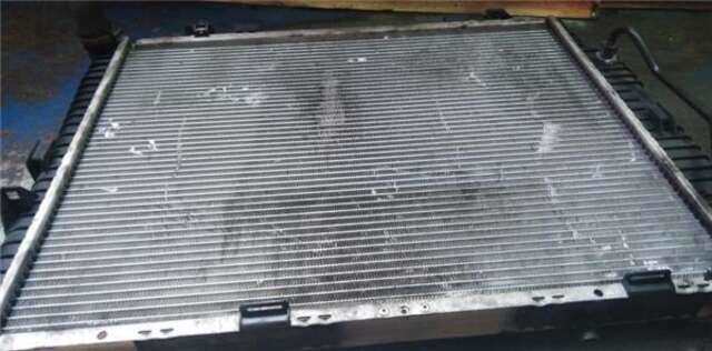 Foto 3ª: Radiador Motor Mercedes Clase E 180 E 290 TURBO-D (210.017) [OM 602.982]