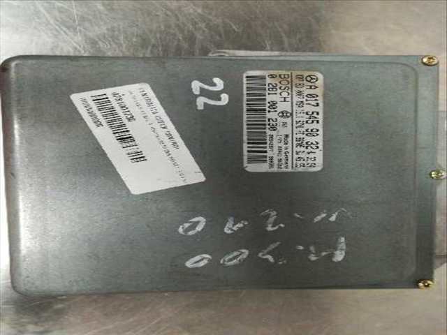 Foto 1ª: Centralita Check Control Mercedes Clase E 180 BERLINA 136CV 100KW (1995)