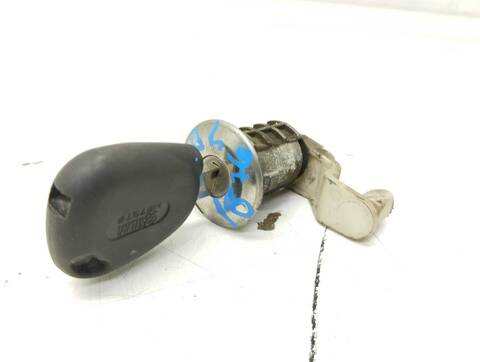 Foto 2ª: Cerradura Puerta Delantera Izquierda Renault Megane 1.6 16V DYNAMIQUE DA04/B) COUPE 107CV 79KW I COUPE FASE 2 DA..) [K4M A7] (2001)