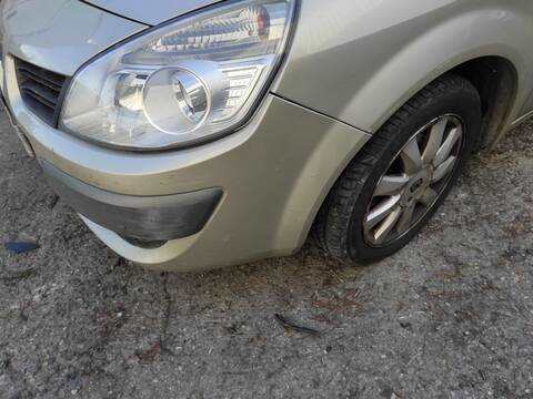 Foto 3ª: Paragolpes Delantero Renault Scenic K9KP732 JM) (2008)