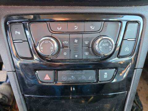 Foto 1ª: Mando Climatizador Opel Mokka SELECTIVE 140CV 103KW (2017)