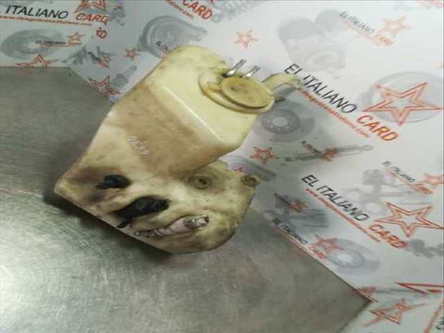 Foto 3ª: Deposito Limpiaparabrisas Mercedes Clase S 220 400 CDI 220.028) BERLINA 250CV 184KW [OM628960] (2000)