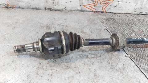 Foto 3ª: Transmision Delantera Derecha Toyota Yaris ACTIVE 90CV 66KW [1NDTV] (2014)