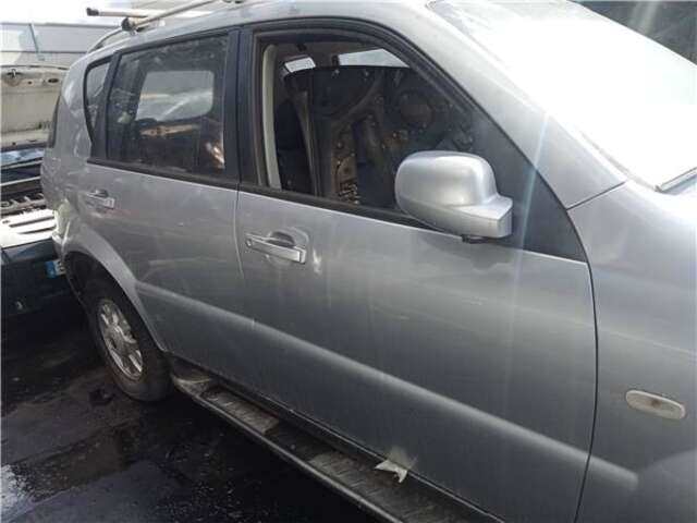 Puerta Trasera Derecha Ssangyong Rexton 2.7 RX 270 FULL [2.7 LTR. - 120 KW TURBODIESEL CAT]