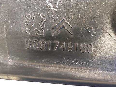 Foto 3ª: Piloto Trasero Derecho Citroen C3 1.6 HDI 90 PICASSO 92CV 68KW [D-9H06] (2013)