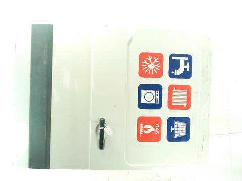Foto 1ª: Puerta Trasera Derecha Renault Master VERSION INDEFINIDA (2010)