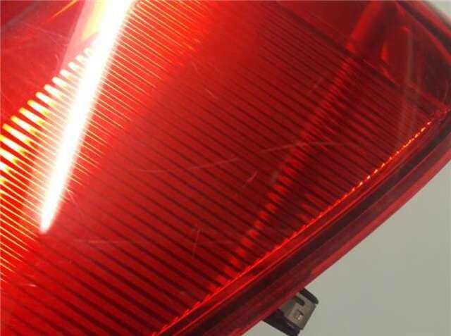 Foto 3ª: Piloto Trasero Derecho Volkswagen Polo 1.6 (KW 66 - CV 90) [CUS]