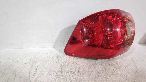 Foto 2ª: Piloto Trasero Derecho Toyota Auris 1.6 ZRE151_) 124CV [1ZR-FE] (2006)