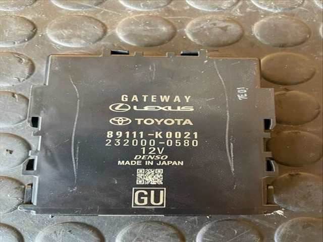 Foto 3ª: Centralita Motor ECU Toyota Yaris ACTIVE 1 16V CAT 111CV (2017)