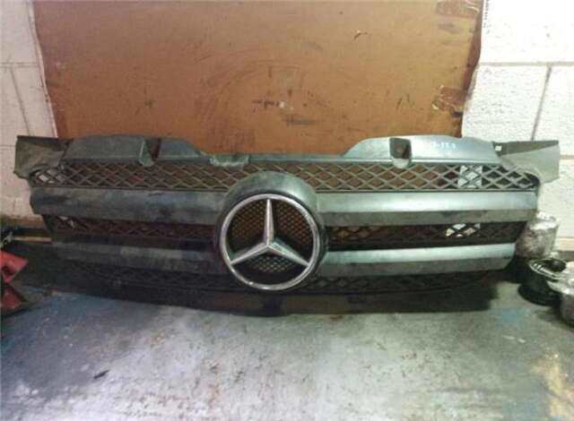 Rejilla Delantera Mercedes Sprinter 213 CDI