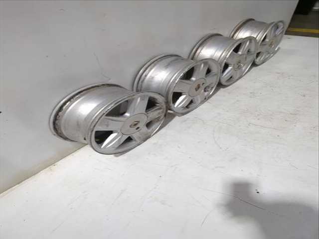 Foto 3ª: Juego LLantas Renault Clio 1.2 16V BB05 BB0W BB11 BB27 BB2T BB2U BB2V CB05 ... 75CV 55KW [D4F 706,D4F 712,D4F 714,D4F 722,D4F 728]