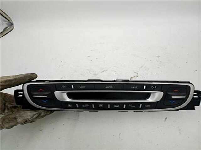 Foto 2ª: Mando Climatizador Renault Megane 1.6 DYNAMIQUE [1.6 LTR. - 81 KW 16V] III COUPE-CABRIO (04.2010-_)