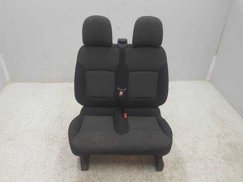 Foto 3ª: Asiento Delantero Derecho Renault Trafic MIXTO N1 L2H1 30T 5-6 PLAZAS) LARGO (2015)