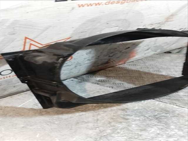 Foto 3ª: Rejilla Delantera Nissan Cabstar CABSTAR 35.XX CABINA SIMPLE CABINA INDIVIDUAL 131CV 96KW [YD25DDT] (2009)