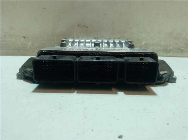 Foto 2ª: Centralita Motor ECU Citroen C5 2.0 AUDACE [2.0 LTR. - 100 KW HDI FAP CAT (RHR - DW10BTED4)] [RHR (DW10BTED4)]
