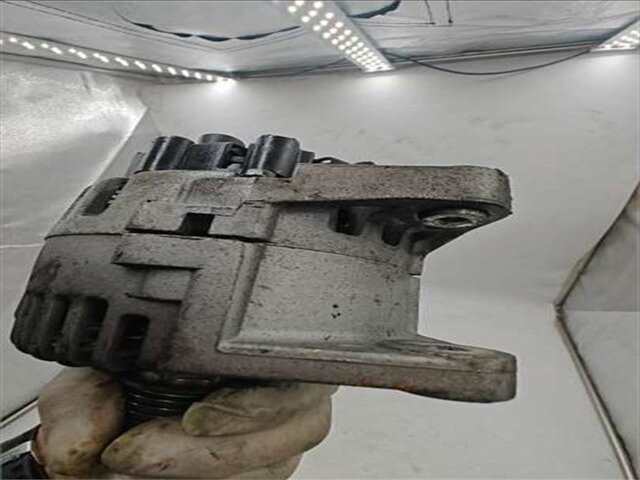Foto 2ª: Alternador Renault Scenic 1.5 DYNAMIQUE [1.5 LTR. - 78 KW DCI DIESEL] (JM)(2003-_) [K9K-764]