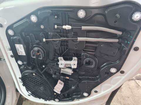 Elevalunas Manual Trasero Derecho Jeep Renegade LONGITUDE 4WD 120CV 88KW