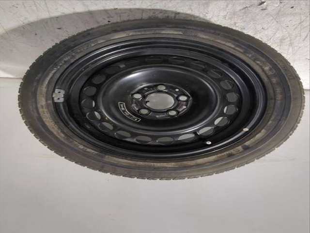 Foto 2ª: Neumatico Mercedes Clase C 160 CLK 240 209.361) 170CV [M 112.912] (2002)