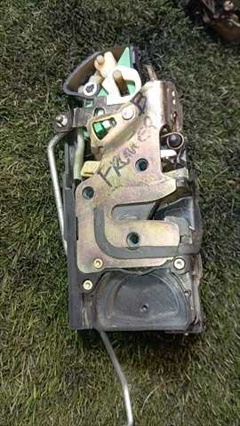 Foto 4ª: Cerradura Puerta Delantera Derecha Opel Frontera 2.2 G B 3P 16 V sport [X22SE] (1999)