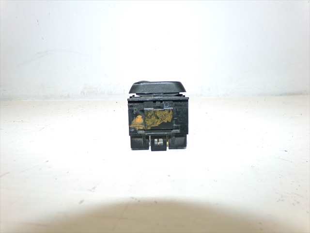Foto 4ª: Botonera Elevalunas Citroen Berlingo 1.9 D 1996-2002 [D9B] (1998)