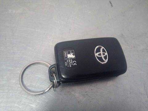 Foto 2ª: Motor de Arranque Toyota Verso COMFORT 112CV 82KW [N47C16A] (2015)