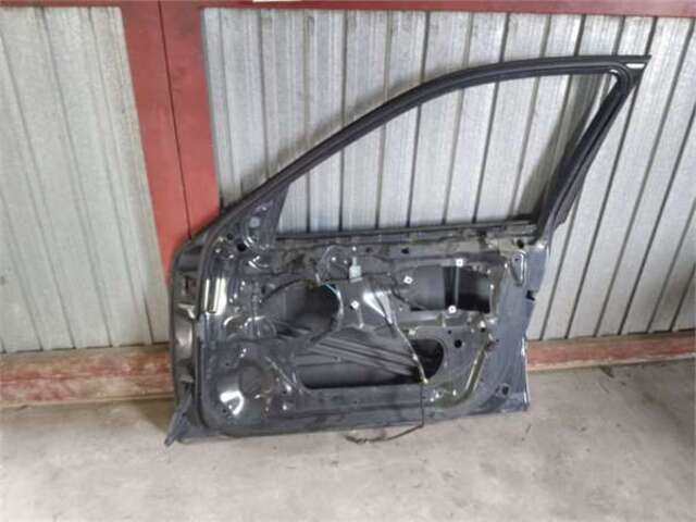 Foto 3ª: Puerta Delantera Derecha Bmw Serie 3 315 2.0 318I [2.0 LTR. - 105 KW 16V] [N42 B20]