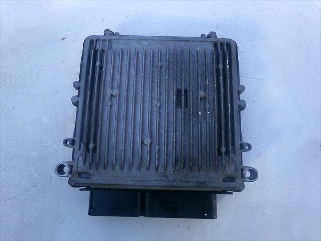 Foto 3ª: Centralita Motor ECU Chrysler Grand Voyager 2.8 CRDI 2008-2015 [VM64C] (2009)