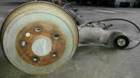 Foto 3ª: Puente Trasero Volkswagen Polo 1.2 12V 64CV 47KW [AZQ] (2001)