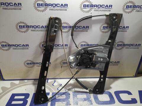 Foto 3ª: Elevalunas Eléctrico Delantero Derecho Mercedes Clase C 160 2.2 CDI CAT 143CV [D/ 611962] (2000)