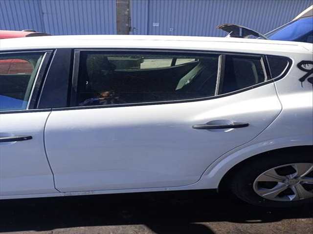 Foto 2ª: Puerta Trasera Izquierda Dacia Sandero EXPRESSION 91CV 67KW [H4D 470] (2024)