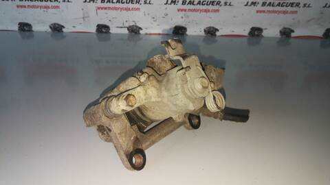 Foto 2ª: Pedal Embrague Renault Trafic 29 CN DOBLE CABINA 101CV (2001)