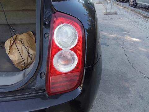 Foto 2ª: Piloto Trasero Derecho Nissan Micra ACENTA 80CV 59KW [CR12] (2004)
