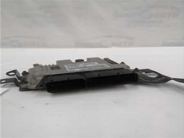 Centralita Motor ECU Kia Carens 1.7 BASIC [1 7 LTR. - 85 KW CRDI CAT] 116CV
