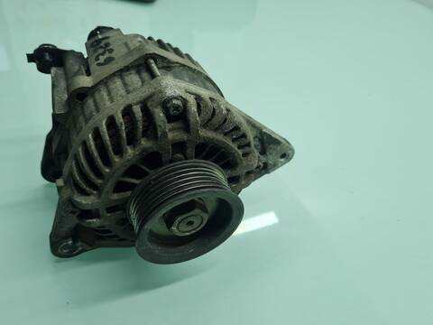 Foto 3ª: Alternador Mitsubishi L200 INFORM DOPPELKABINE 4WD 136CV 100KW [4D56] (2015)