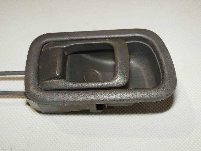 Foto 3ª: Cerradura Puerta Delantera Derecha Nissan Patrol 2.8 TD Y61 TD6 [RD28ETI] (1999)