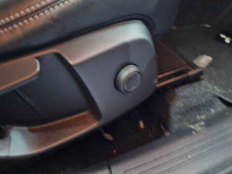 Foto 3ª: Asiento Delantero Derecho Volvo XC 40 T3 163CV 120KW [B3154T7] (2019)