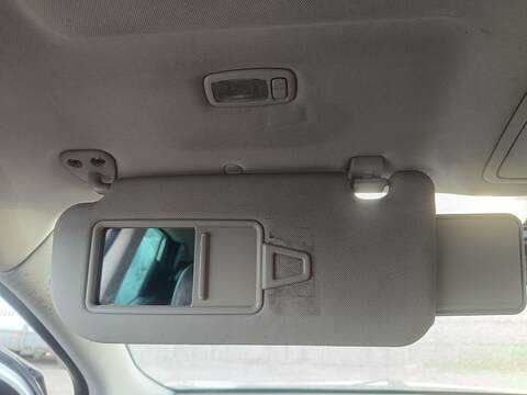 Foto 2ª: Parasol Izquierdo Hyundai ix35 STYLE 2WD 116CV 85KW (2013)