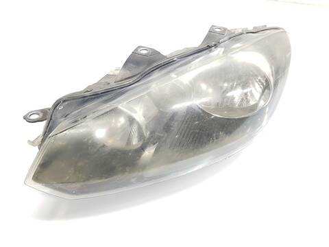 Faro Izquierdo Volkswagen Golf ADVANCE