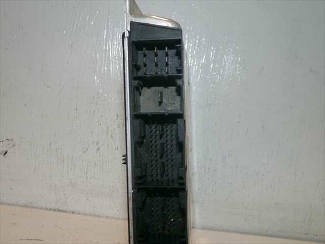 Foto 3ª: Centralita Motor ECU Mercedes Clase C 200 2.0 G W203,2001-2008 SPORT COUPE [M111E20] (2001)