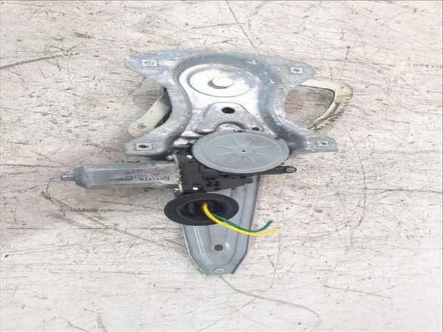 Elevalunas Manual Trasero Izquierdo Toyota Auris 1.6 ZRE151_) 124CV