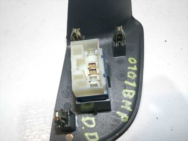 Foto 3ª: Botonera Elevalunas Fiat Brava 1.6 G 1995-2001 [182A4000] (2001)