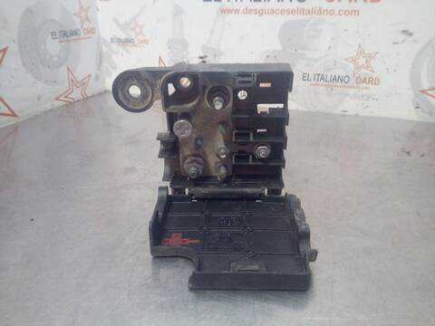 Caja Reles Fusibles Audi A5 2.0 TDI 105KW) 143CV