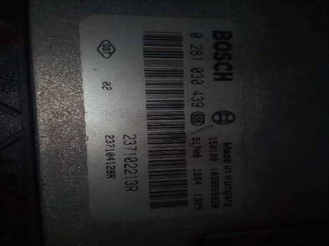 Foto 3ª: Centralita Motor ECU Renault Clio EXPRESSION 75CV 55KW [K9K C6] (2015)