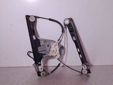 Foto 2ª: Elevalunas Eléctrico Delantero Derecho Mercedes Clase C 160 200 CDI 203.004) BERLINA 116CV 85KW [OM611962] (2001)