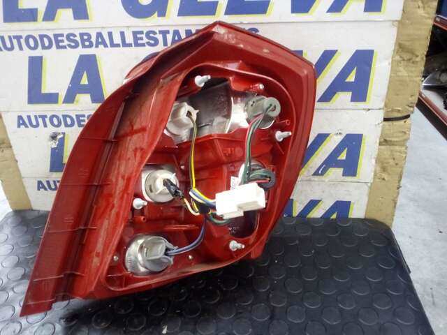 Foto 2ª: Piloto Trasero Izquierdo Chevrolet Nubira 1.6 (2004)
