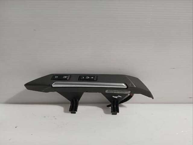 Foto 3ª: Mando Volante Land Rover Freelander 2.2 TD4 4X4 160CV [224DT(DW12BTED4) DW12BTED4] (2006)