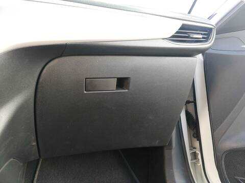 Guantera Opel Corsa HN05