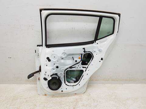 Foto 3ª: Puerta Trasera Derecha Dacia Sandero ESSENTIAL (2022)