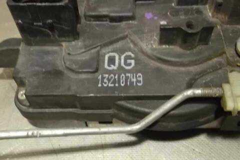 Foto 3ª: Cerradura Puerta Trasera Derecha Opel Zafira 1.9 CDTI 120CV 88KW [Z19DT] (2006)