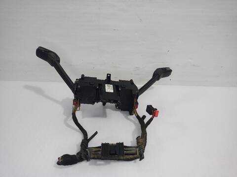 Foto 2ª: Mando Multifuncion Seat Ibiza STYLE 95CV [DLAC] (2017)